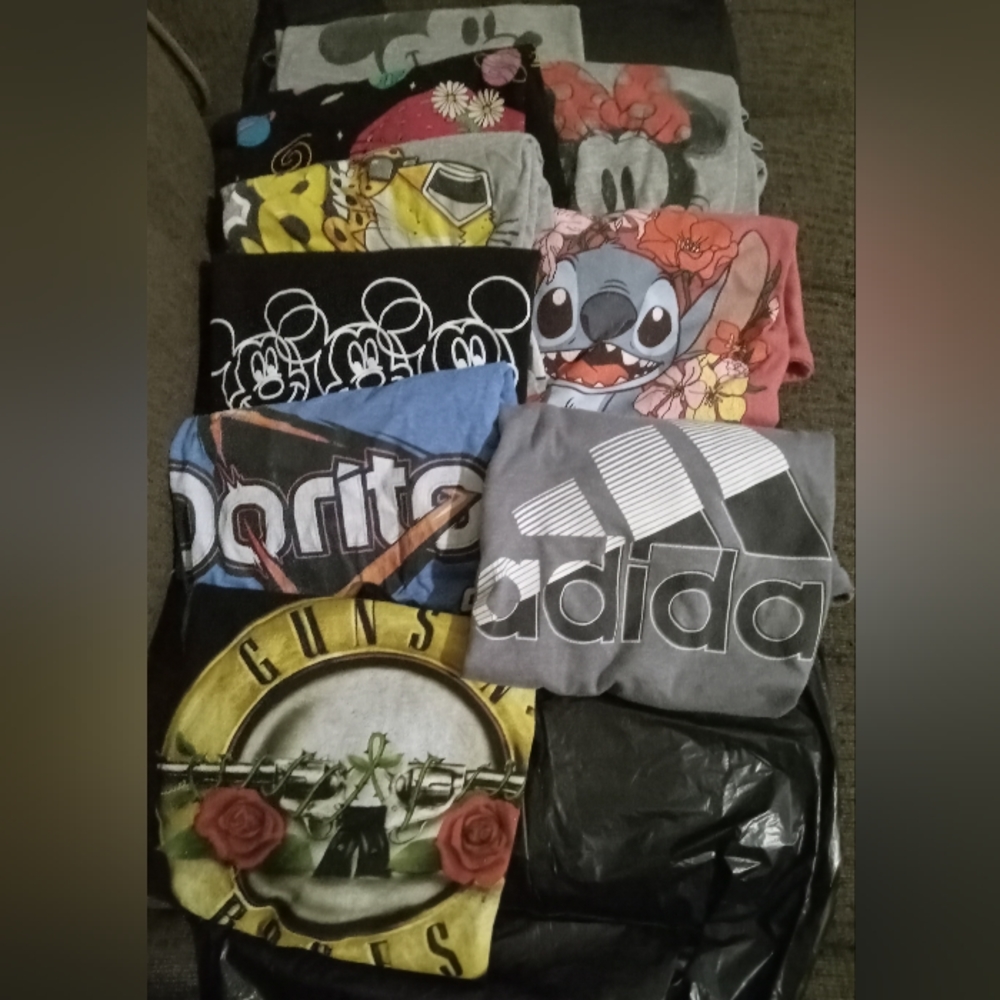 Lot of 9 Vintage T-Shirts